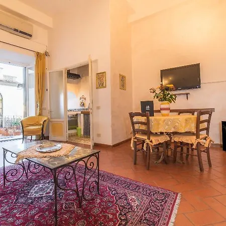 Hemeras Boutique House Dante ホテル 4*